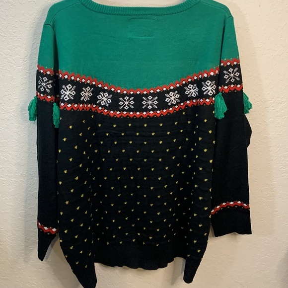 NWT Tipsy Elves Christmas sweater - Picture 5 of 6